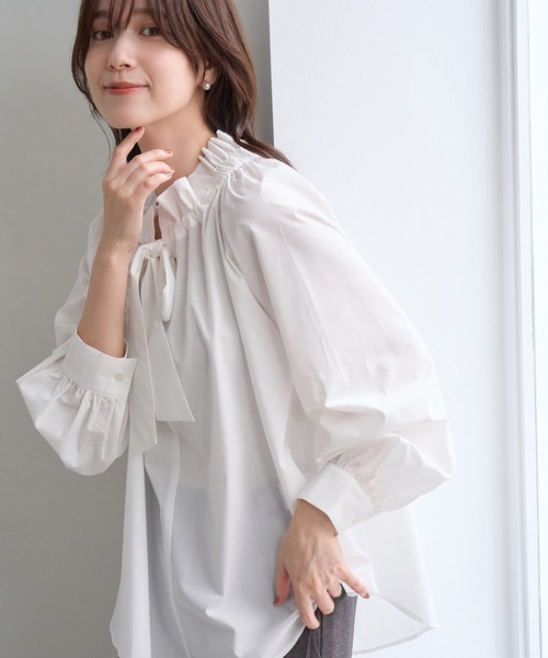 ROPE' PICNIC(ロペピクニック)の「ギャザーリボンシャツ UVケア イージーケア(シャツ/ブラウス・レディース・ダークブラウン/ネイビー/オフホワイト/サックスブルー・FREE)」の8枚目の写真