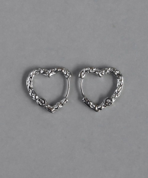 abaskdesign（アバスクデザイン）の「たたき加工　ハート フープピアス（ピアス（両耳用）・レディース・ゴールド/シルバー・FREE）」の12枚目の写真
