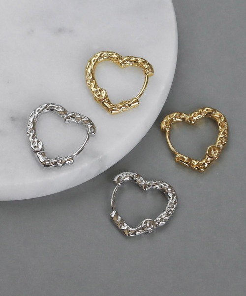 abaskdesign（アバスクデザイン）の「たたき加工　ハート フープピアス（ピアス（両耳用）・レディース・ゴールド/シルバー・FREE）」の7枚目の写真
