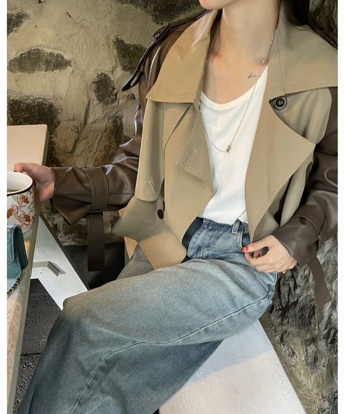 inst.ALL(インストール)の「異素材ドッキングフェイクレザーショートトレンチジャケット(トレンチコート・レディース・ベージュ・M)」の11枚目の写真