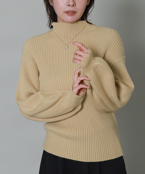 libelle more(リベル モア)の「バルーンスリーブボトルネックリブニット(ニット/セーター・レディース・ブラック/イエロー/レッド/オフホワイト/杢グレー・M/L)」の5枚目の写真