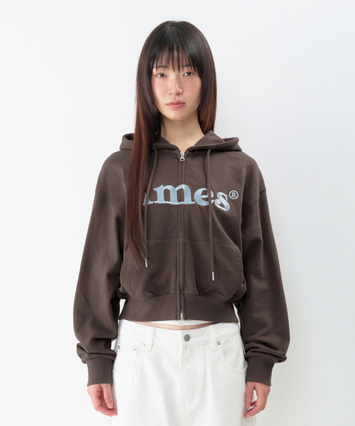 AMESWORLDWIDE(アメスワールドワイド)の「ベーシックロゴジップアップフーディ ブラウン(パーカー・レディース・その他・SMALL/MEDIUM/LARGE)」の12枚目の写真