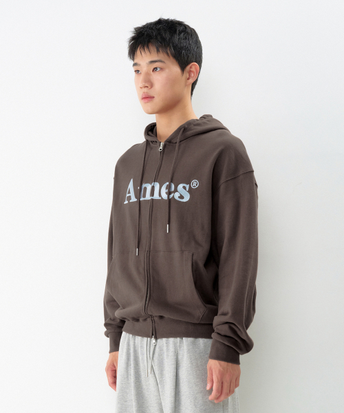 AMESWORLDWIDE(アメスワールドワイド)の「ベーシックロゴジップアップフーディ ブラウン(パーカー・レディース・その他・SMALL/MEDIUM/LARGE)」の15枚目の写真