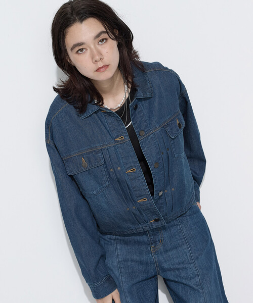 K.T KIYOKO TAKASE（キヨコタカセ）の「10オンスストレッチデニム フロントタックGジャン（デニムジャケット・レディース・ブルー/ブラック・9号）」の20枚目の写真
