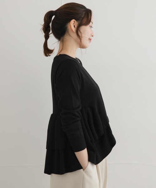 URBAN RESEARCH Sonny Label(アーバンリサーチサニーレーベル)の「『WEB限定』フリルペプラムニットプルオーバー(ニット/セーター・レディース・ネイビー/ブラック/チャコールグレー・FREE)」の19枚目の写真