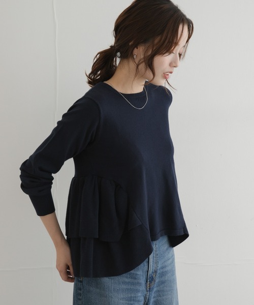 URBAN RESEARCH Sonny Label(アーバンリサーチサニーレーベル)の「『WEB限定』フリルペプラムニットプルオーバー(ニット/セーター・レディース・ネイビー/ブラック/チャコールグレー・FREE)」の5枚目の写真