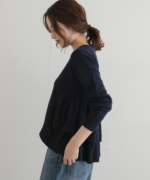 URBAN RESEARCH Sonny Label(アーバンリサーチサニーレーベル)の「『WEB限定』フリルペプラムニットプルオーバー(ニット/セーター・レディース・ネイビー/ブラック/チャコールグレー・FREE)」の6枚目の写真