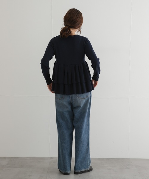 URBAN RESEARCH Sonny Label(アーバンリサーチサニーレーベル)の「『WEB限定』フリルペプラムニットプルオーバー(ニット/セーター・レディース・ネイビー/ブラック/チャコールグレー・FREE)」の9枚目の写真