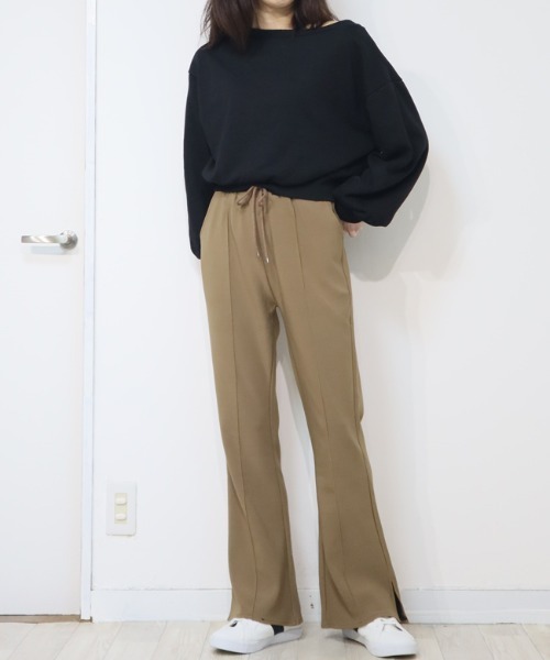 DISKEEN SURE(ディスキーンシュアー)の「楽なのに美脚、ずるいパンツ!ジャージタッチ フレアパンツ(その他パンツ・レディース・キャメル/ブラック/チャコール・FREE)」の15枚目の写真