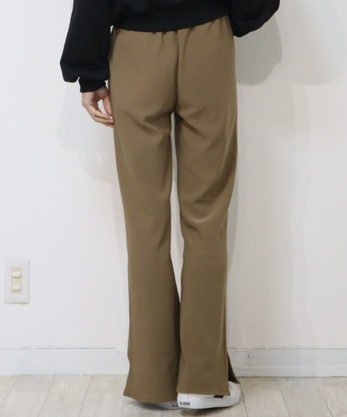 DISKEEN SURE(ディスキーンシュアー)の「楽なのに美脚、ずるいパンツ!ジャージタッチ フレアパンツ(その他パンツ・レディース・キャメル/ブラック/チャコール・FREE)」の21枚目の写真