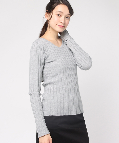 VENCEEXCHANGE（ヴァンスエクスチェンジ）の「リブVネックプルオーバー                 （ニット/セーター・レディース・ピンク/グレー/ブラック/ライトブルー・MEDIUM）」の16枚目の写真