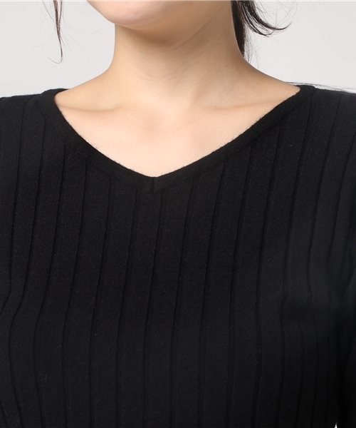 VENCEEXCHANGE（ヴァンスエクスチェンジ）の「リブVネックプルオーバー                 （ニット/セーター・レディース・ピンク/グレー/ブラック/ライトブルー・MEDIUM）」の8枚目の写真