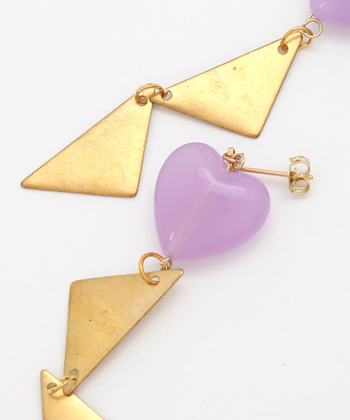 TONE SELECT GOODS(トーンセレクトグッズ)の「【flua/フルア】【Vintage accessory】【16kgp】さんかく ハート ピアス(ピアス(両耳用)・レディース・パープル/ピンク/ベージュ・FREE)」の4枚目の写真
