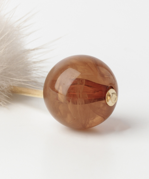 URBAN RESEARCH Sonny Label（アーバンリサーチサニーレーベル）の「ミンクファー×バーピアス（ピアス（両耳用）・レディース・ベージュ/グレー/カーキ・ONE）」の7枚目の写真