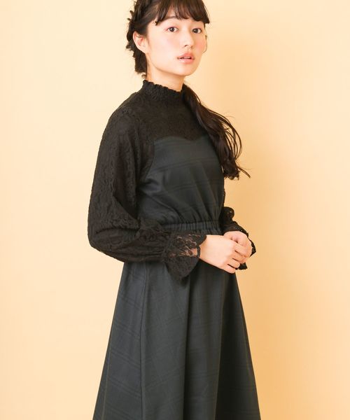 OLIVE des OLIVE（オリーブデオリーブ）の「レース切替ハイネックワンピース（ワンピース・レディース・ブラック/ネイビー/ブラウン・FREE）」の3枚目の写真
