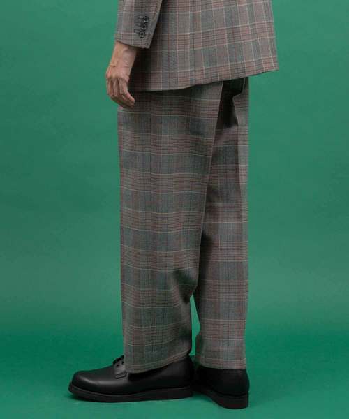 UNITED TOKYO（ユナイテッドトウキョウ）の「グレンチェックワイドスラックス（スラックス・メンズ・グレー・1/2/3）」の3枚目の写真