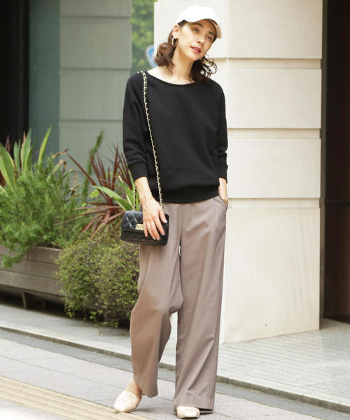 BEAUTY&YOUTH UNITED ARROWS(ビューティーアンドユースユナイテッドアローズ)の「【WEB限定】by ※∴スウェットラグランプルオーバー(スウェット・レディース・ブラック/グレー/モカ・FREE)」の6枚目の写真