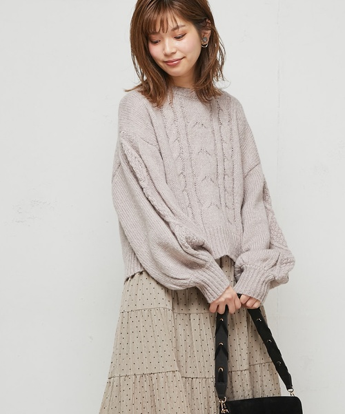 natural couture(ナチュラルクチュール)の「ざっくりケーブルニット(ニット/セーター・レディース・アイボリー/グレイッシュベージュ/パープル・FREE)」の2枚目の写真