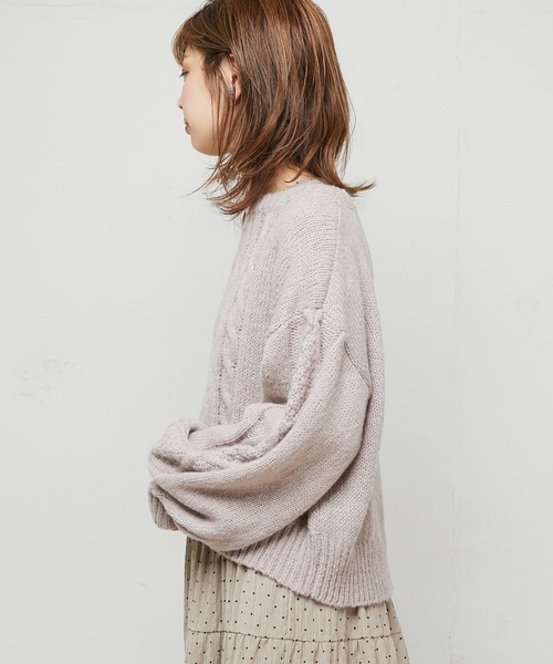natural couture(ナチュラルクチュール)の「ざっくりケーブルニット(ニット/セーター・レディース・アイボリー/グレイッシュベージュ/パープル・FREE)」の15枚目の写真