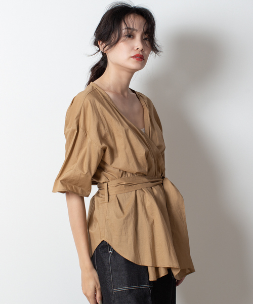 qualite（カリテ）の「【WEB限定】カシュクールブラウス（シャツ/ブラウス・レディース・ブラック/ベージュ/その他・フリー）」の3枚目の写真