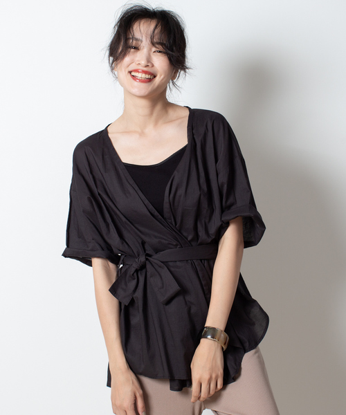 qualite（カリテ）の「【WEB限定】カシュクールブラウス（シャツ/ブラウス・レディース・ブラック/ベージュ/その他・フリー）」の2枚目の写真