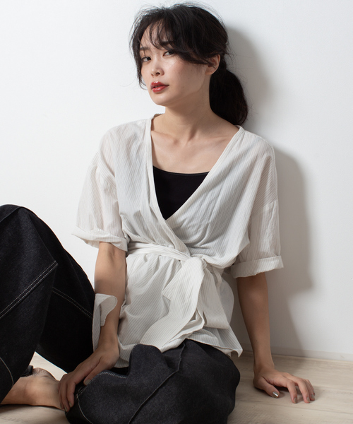 qualite（カリテ）の「【WEB限定】カシュクールブラウス（シャツ/ブラウス・レディース・ブラック/ベージュ/その他・フリー）」の8枚目の写真