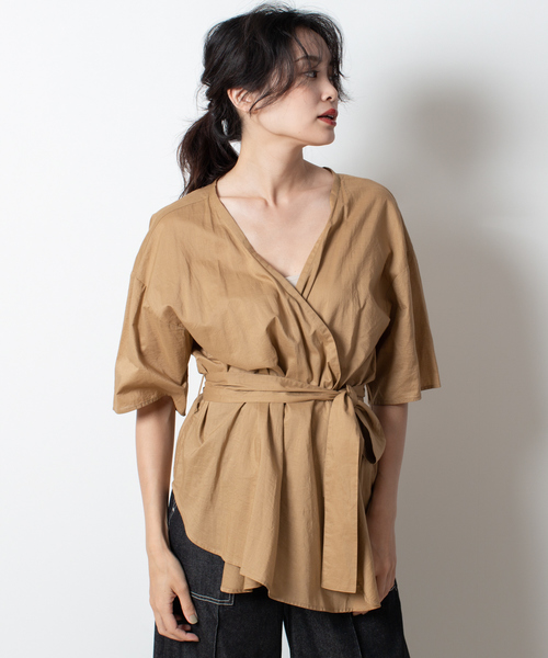 qualite（カリテ）の「【WEB限定】カシュクールブラウス（シャツ/ブラウス・レディース・ブラック/ベージュ/その他・フリー）」の14枚目の写真