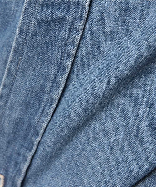 Journal Standard TRISECT(トライセクト)の「デニムボタンダウンシャツ(シャツ/ブラウス・メンズ・ネイビー/ダークブルー/クリアブルー・SMALL/MEDIUM/LARGE)」の6枚目の写真