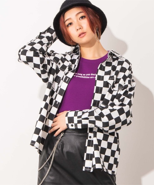 WEGO（ウィゴー）の「WEGO/ステッチポケットシャツジャケット（シャツ/ブラウス・レディース・ブラック/パープル/ブラック系その他2・FREE）」の2枚目の写真