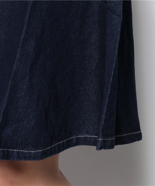 Chico（チコ）の「デニムフレアスカート（スカート・レディース・ネイビー/オフホワイト・FREE）」の14枚目の写真