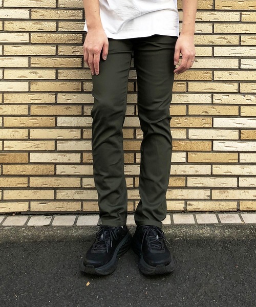 COMMON WARE(コモンウェアー)の「COMMONWARE:STRETCH TWILL COLOR CHINO PT ストレッチツイル カラーチノパンツ(チノパンツ・メンズ・ブラック/ベージュ/カーキ/ネイビー・M/L/XL)」の3枚目の写真