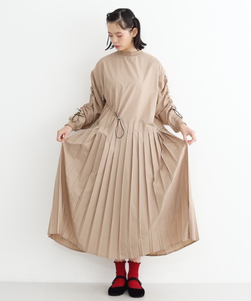 新しく着き ワンピース Merlot メルロー のワンピース ドロストシャーリングプリーツワンピース 16 を購入できます Merlot ワンピースドロストシャーリングプリーツワンピース16 ワンピース Merlot メルロー のファッション