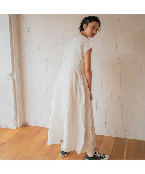 manonfripes（マノンフリップ）の「サマードレス（ワンピース・レディース・ホワイト/ブラック・FREE）」の9枚目の写真