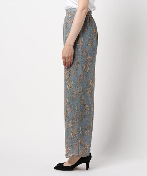 notch.(ノッチ)の「リーフ柄パンツ(その他パンツ・レディース・ブルー/オフホワイト・TM/M)」の3枚目の写真