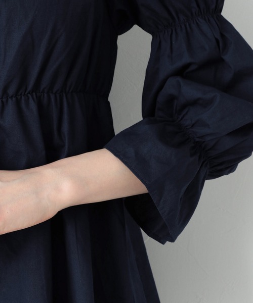 Heather（ヘザー）の「コットンギャザーチュニック　893858（シャツ/ブラウス・レディース・ホワイト/ネイビー・FREE）」の14枚目の写真
