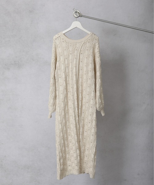 ap retro（アプレトロ）の「＜２WAY＞透かし編みBACKスリットマキシワンピース【ZOZO限定アイテム】（ワンピース・レディース・ライトカーキ/ブラック/アイボリー/グレイッシュベージュ・FREE）」の16枚目の写真