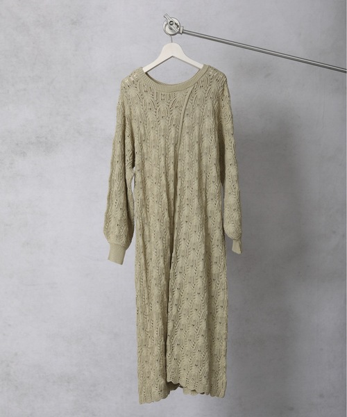 ap retro（アプレトロ）の「＜２WAY＞透かし編みBACKスリットマキシワンピース【ZOZO限定アイテム】（ワンピース・レディース・ライトカーキ/ブラック/アイボリー/グレイッシュベージュ・FREE）」の5枚目の写真