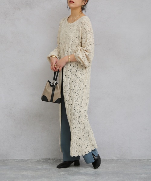 ap retro（アプレトロ）の「＜２WAY＞透かし編みBACKスリットマキシワンピース【ZOZO限定アイテム】（ワンピース・レディース・ライトカーキ/ブラック/アイボリー/グレイッシュベージュ・FREE）」の6枚目の写真