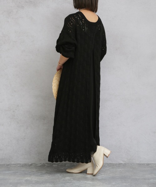 ap retro（アプレトロ）の「＜２WAY＞透かし編みBACKスリットマキシワンピース【ZOZO限定アイテム】（ワンピース・レディース・ライトカーキ/ブラック/アイボリー/グレイッシュベージュ・FREE）」の9枚目の写真