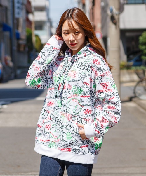 GGD（ジージーディー）の「総柄パーカー（パーカー・メンズ・オフホワイト/ホワイト/ブルー/アイボリー/グレー系その他3/パープル/ホワイト系その他/グレー系その他2/レッド/ブラック/パープル系その他/ブルー系その他/グレー系その他/グレー/ブルー系その他2・L/LL/M）」の3枚目の写真