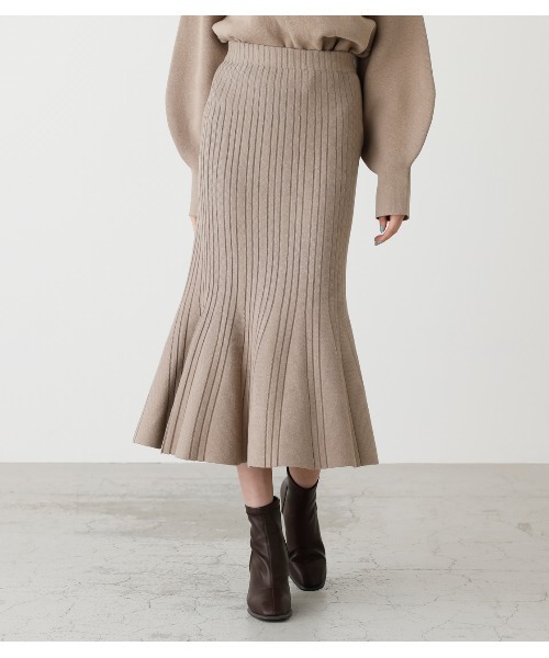 AZUL by moussy（アズールバイマウジー）の「MERMAID FLARE KNIT SKIRT/マーメイドフレアニットスカート（スカート・レディース・ブラック/ベージュ/ライトパープル・SMALL/MEDIUM）」の3枚目の写真