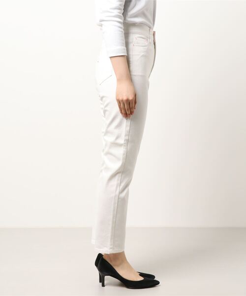 Q（キュー）の「Qgirlホワイトデニム（デニムパンツ・レディース・ホワイト・LARGE/MEDIUM/X-SMALL/SMALL）」の9枚目の写真