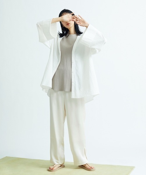 suicoke(スイコック)の「【SUICOKE】COKO-EM/emmi(サンダル・レディース・ベージュ・23/24/25)」の10枚目の写真