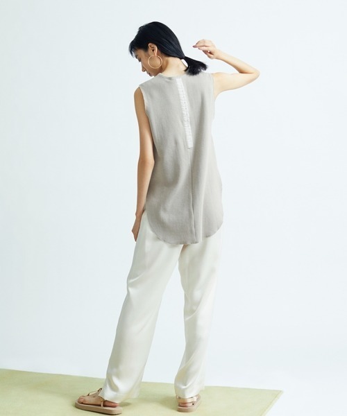 suicoke(スイコック)の「【SUICOKE】COKO-EM/emmi(サンダル・レディース・ベージュ・23/24/25)」の11枚目の写真
