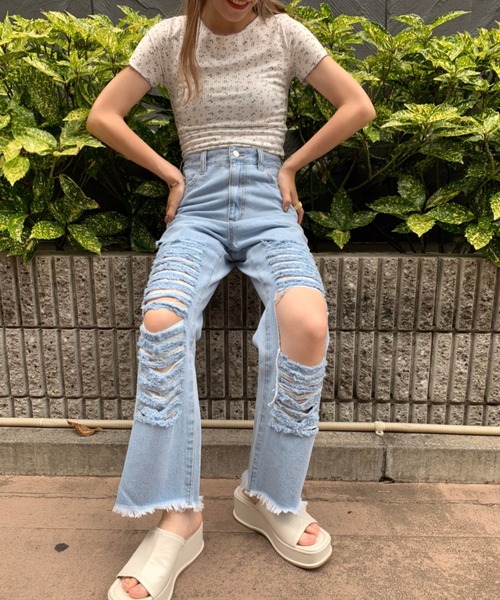 WEGO(ウィゴー)の「WEGO/クラッシュデニムストレートパンツ(デニムパンツ・レディース・ホワイト/ブラック/インディゴブルー/ライトインディゴブルー・SMALL/MEDIUM)」の17枚目の写真