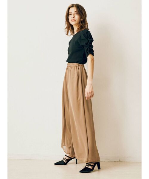 EVRIS(エヴリス)の「シアーワイドイージーパンツ(スラックス・レディース・ブラック/ベージュ/その他1/ブラウン・FREE)」の10枚目の写真