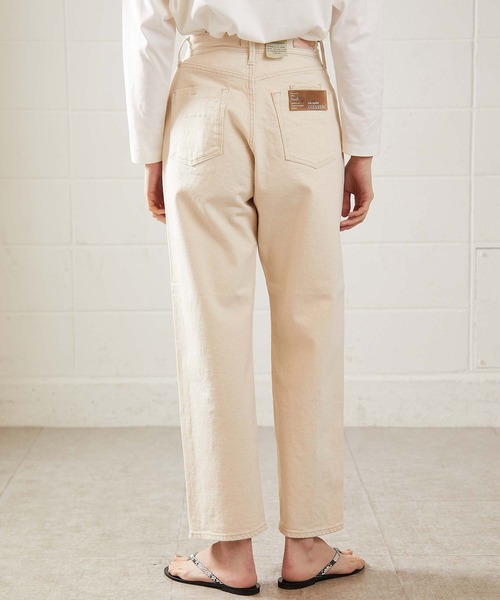 OUVRAGE CLASSE(ウヴラージュクラス)の「【YANUK/ヤヌーク】COLLEEN-color/ワイドテーパード(デニムパンツ・レディース・オフホワイト・MEDIUM/SMALL)」の16枚目の写真