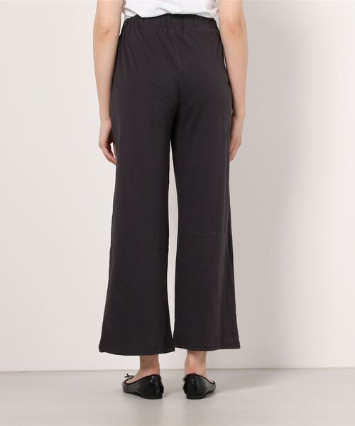 Toyome（トヨミー）の「オーバサイズワイドパンツ（スラックス・レディース・ブラウン/ベージュ/ピンク/カーキ/グレー・FREE）」の7枚目の写真