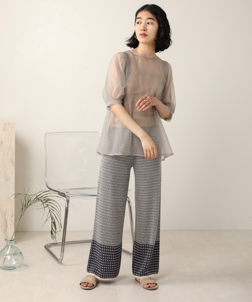 Bab(バブ)の「【WEB限定】ボリュームスリーブシアートップス(シャツ/ブラウス・レディース・ベージュ/ブラウン/グレー・38)」の7枚目の写真
