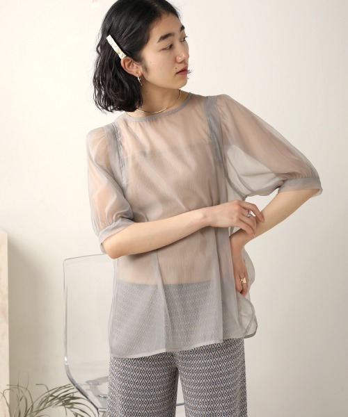 Bab(バブ)の「【WEB限定】ボリュームスリーブシアートップス(シャツ/ブラウス・レディース・ベージュ/ブラウン/グレー・38)」の9枚目の写真